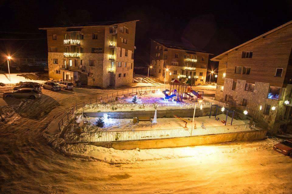 Marta At Monte Bakuriani Apartment Екстериор снимка